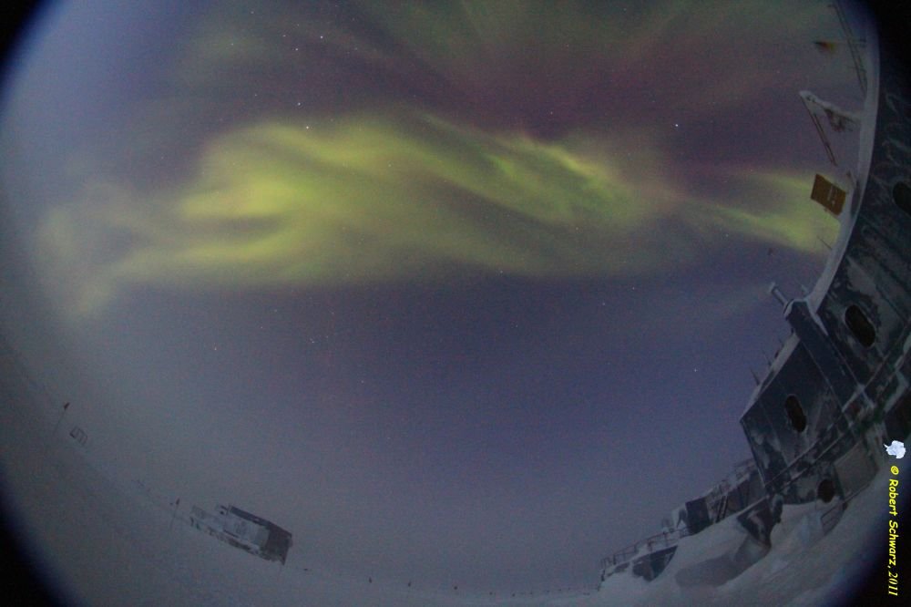 aurora11357_040911_00h33m.jpg